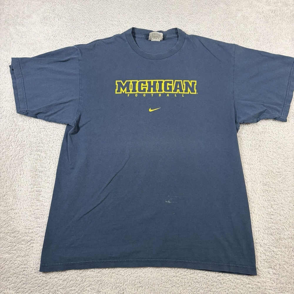 VINTAGE Nike Michigan Football Shirt Mens Medium Navy Blue Graphic Faded
